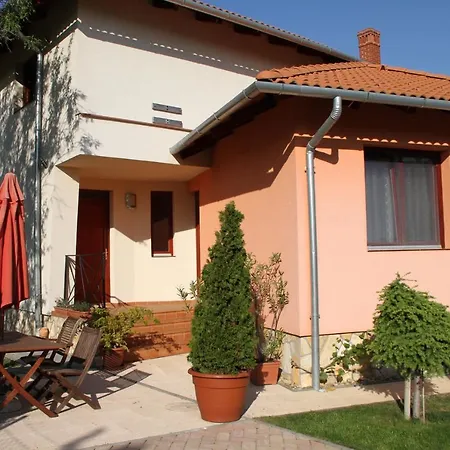 Simon Apartamento Balatongyörök